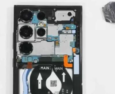 三星Galaxy S23 Ultra拆解揭示了一个受欢迎的变化