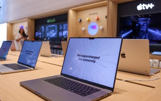 苹果的Mac出货量暴跌超过40%